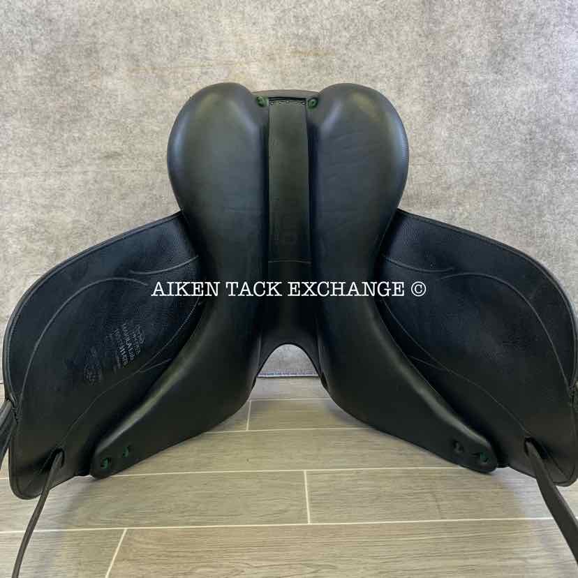 2016 Devoucoux Makila Lab Monoflap Dressage Saddle, 18" Seat, 3A Flap, Medium Wide Tree, Foam D3D Panels, Buffalo Leather