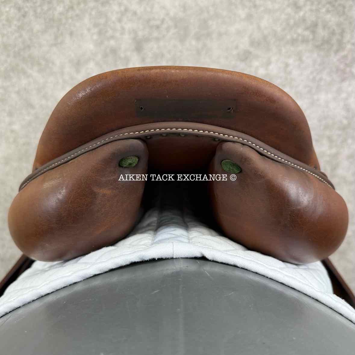 2009 Devoucoux Oldara Close Contact Jump Saddle, 18" Seat, 3A Flap, Medium Wide Tree, Foam Panels