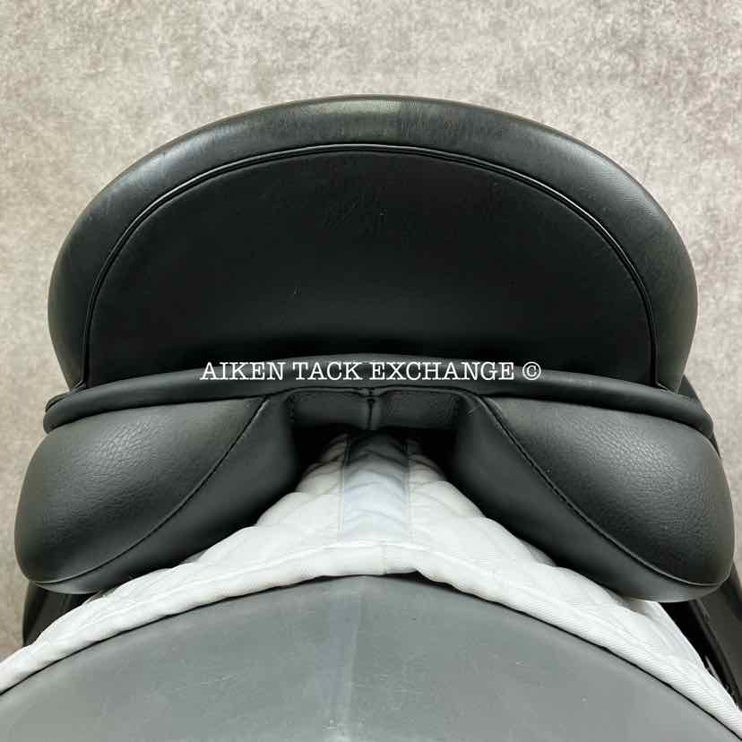 **SOLD** Adam Ellis Style Dressage Saddle, 18" Seat, M/MW Tree, Wool Flocked Panels