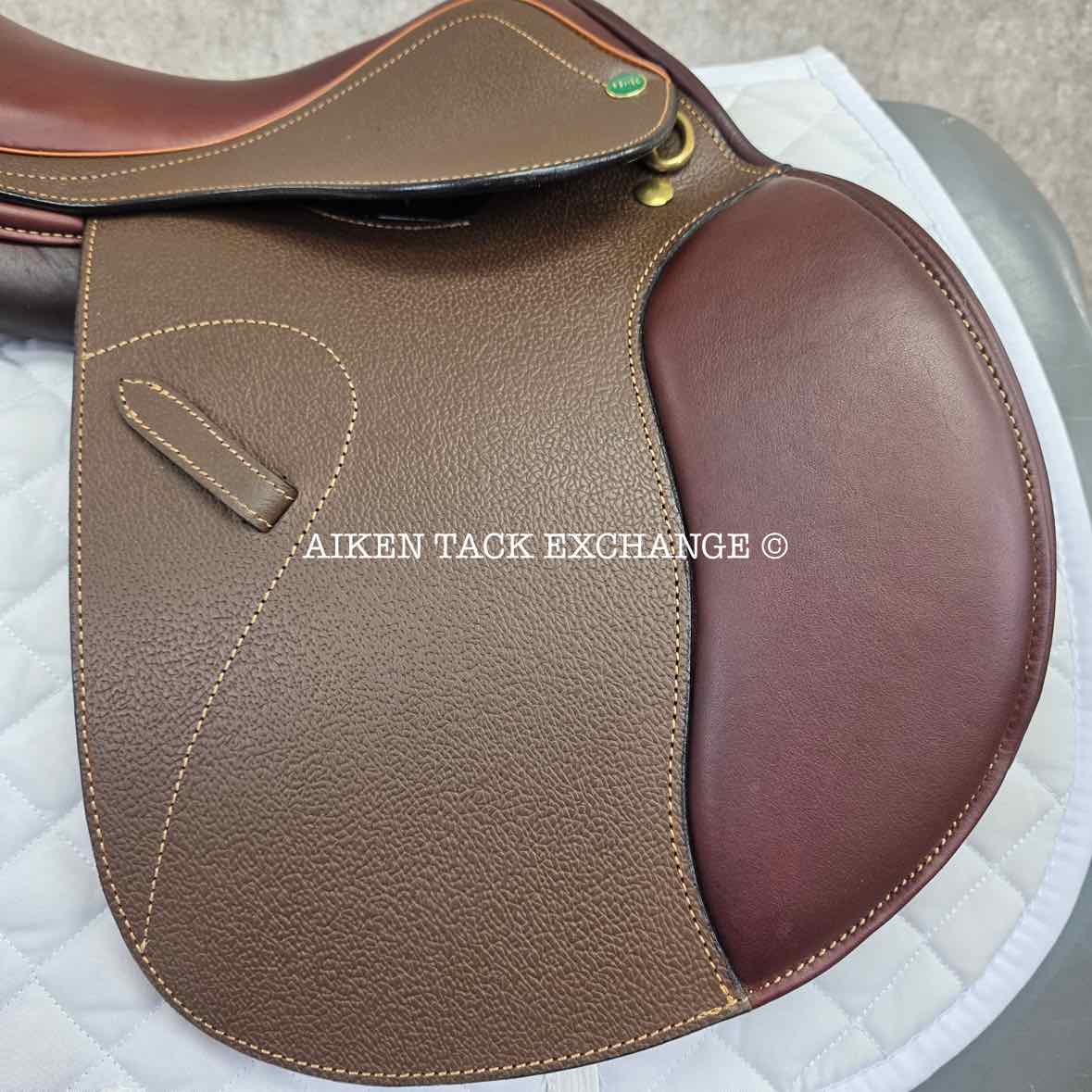 HDR - Henri de Rivel Memor-X Close Contact Jump Saddle, 15.75" Seat, X-Wide Tree, Foam Panels