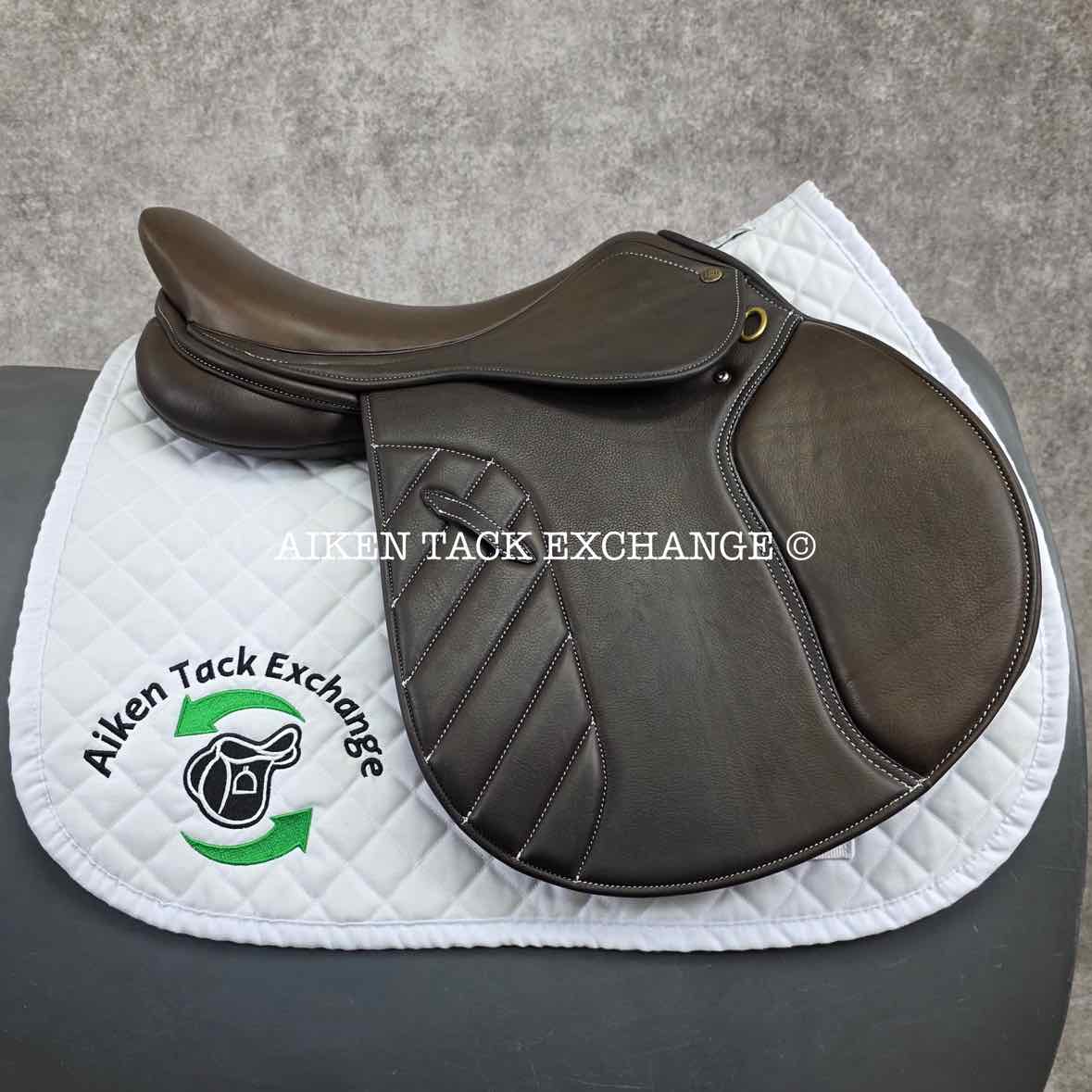 HDR - Henri de Rivel Synergy Close Contact Jump Saddle, 16.5" Seat, Adjustable Tree - Changeable Gullet, Wool Flocked Panels