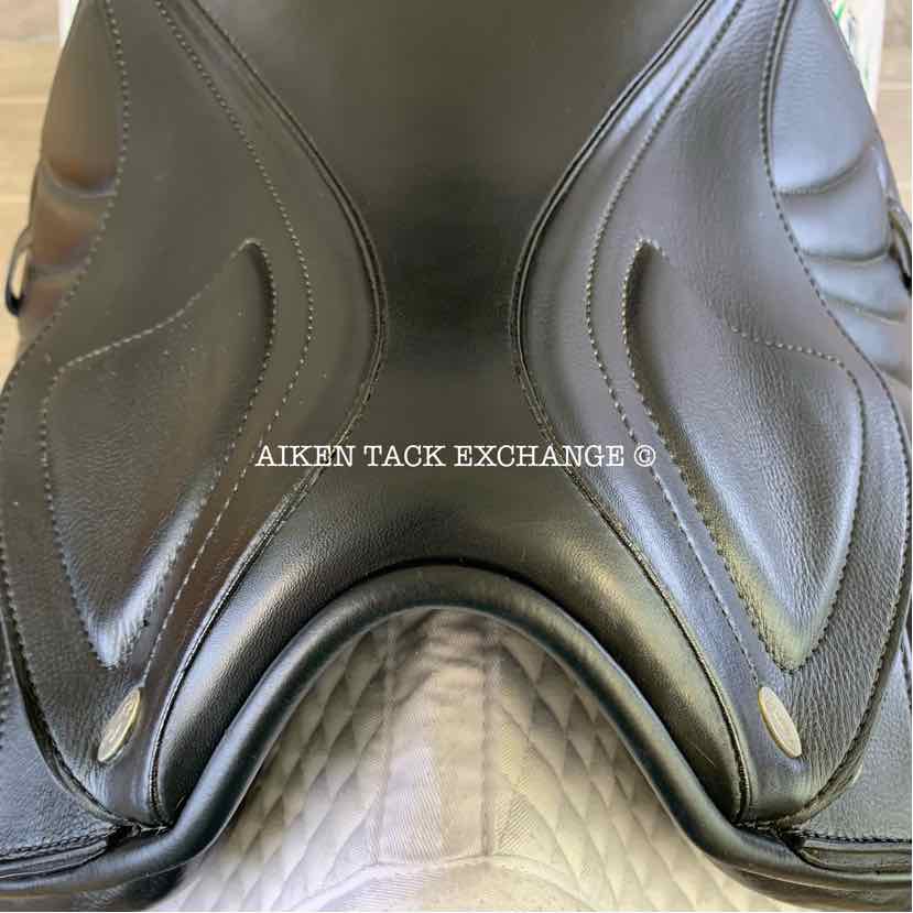 **SOLD** 2018 Kentaur Ithaka AP Monoflap Dressage Saddle, 17.5" Seat, Medium Wide Tree, Wool Flocked Panels