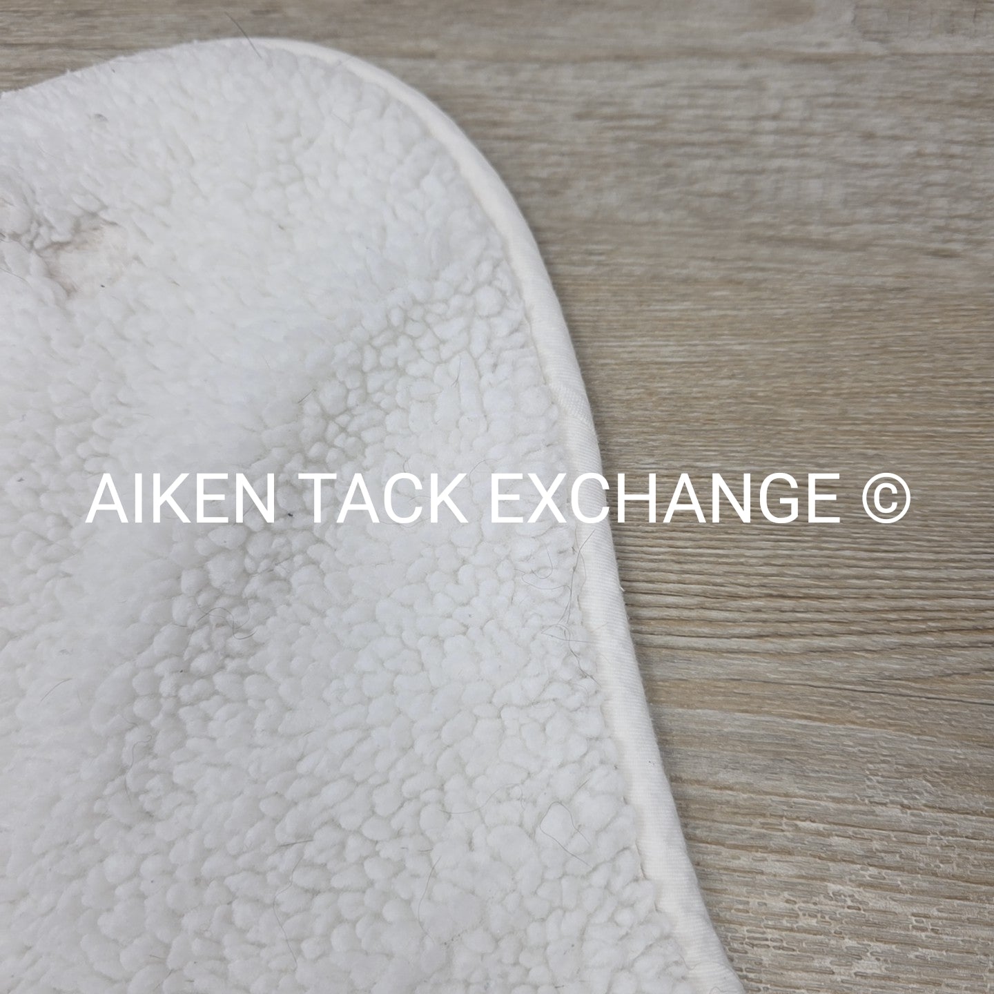 Roma Fleece Half Pad