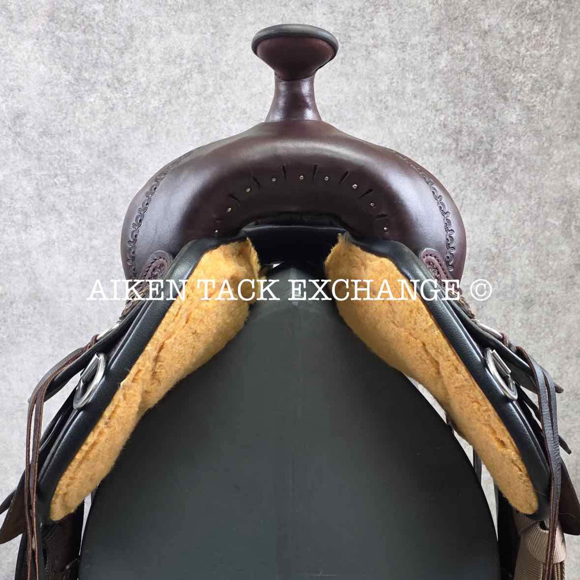 2017 Circle Y 1566 Nova Flex2 Trail Plus Western Saddle, 16" Seat, Wide Tree - Full QH Bars