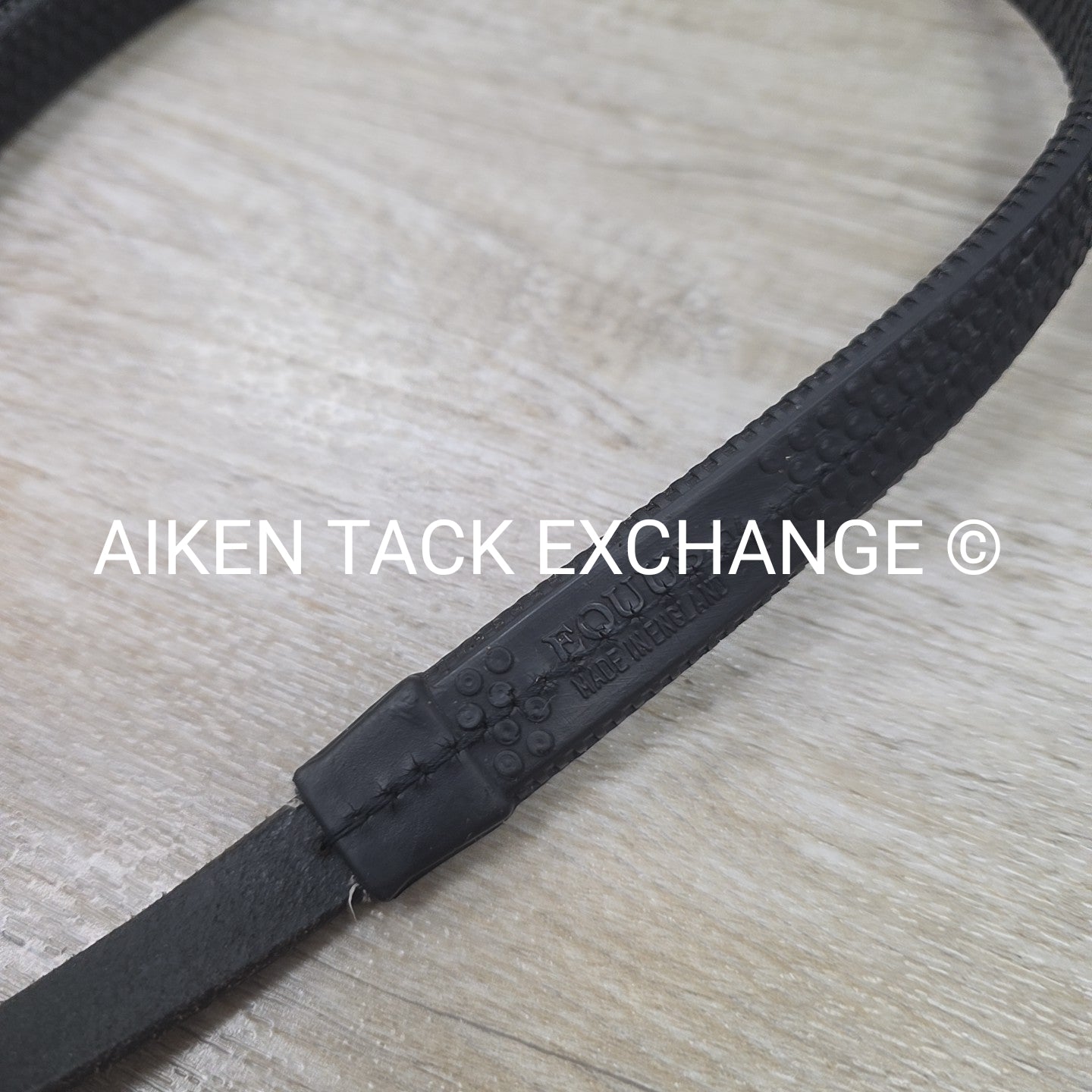 Flat Rubber Reins, Black, 54"