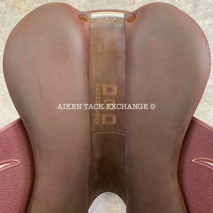 2023 Devoucoux Chiberta K Monoflap Jump Saddle, 16.5" Seat, 0KA Flap, Medium Tree, D3D Panels, Full Buffalo Leather