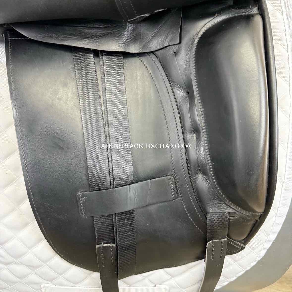 Albion Platinum Genesis Dressage Saddle, 18" Seat, Medium Tree, Wool Flocked Panels