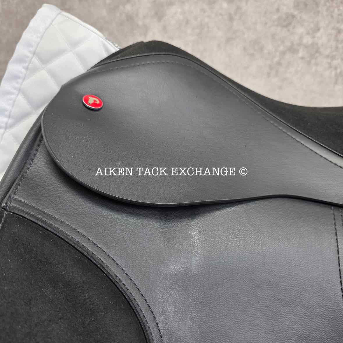 Thorowgood T4 Dressage Saddle, 17.5" Seat, Adjustable Tree - Changeable Gullet, Wool Flocked Panels