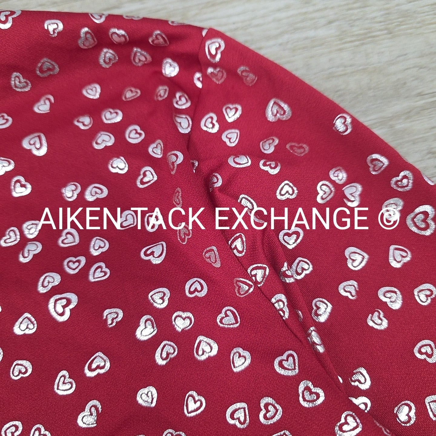 San Soleil SPF Sun Shirt, Red with Silver Hearts, Women's Size Medium