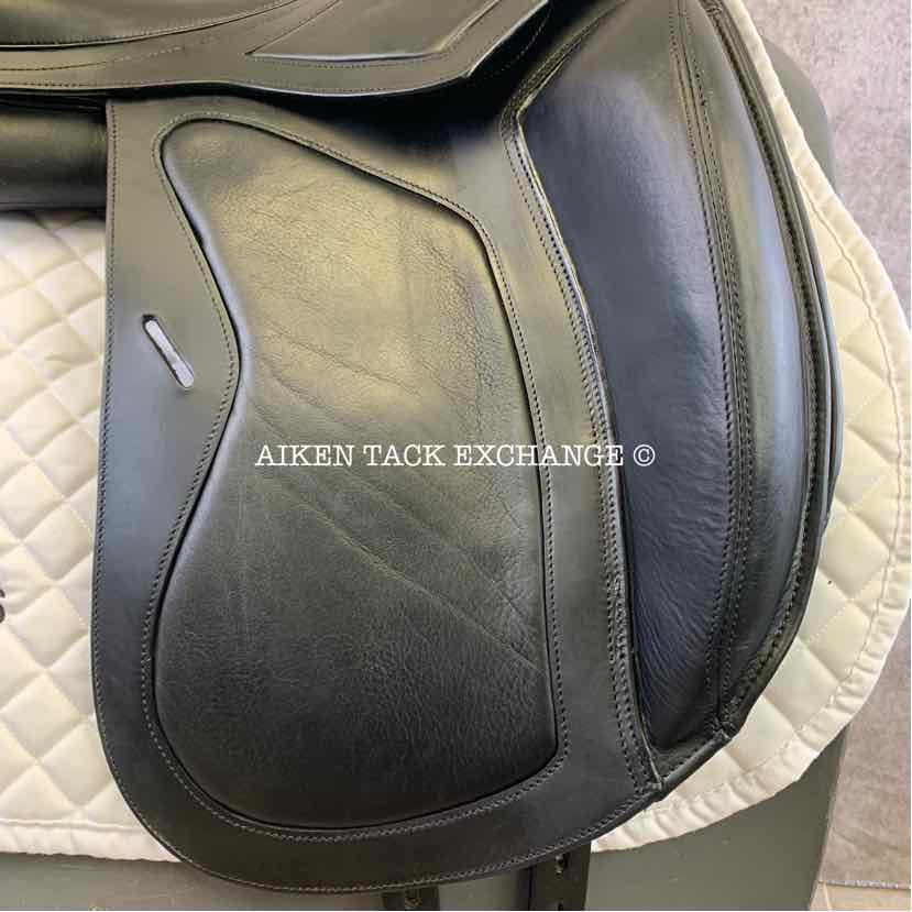2022 MaxFlex Melina Pro Monoflap Dressage Saddle, 18" Seat, Flex Tree - Adjustable (Custom Gullet), Wool Flocked Panels