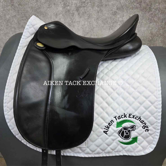 2007 Bates Caprilli Dressage Saddle, 17" Seat, Adjustable Tree - Changeable Gullet, Wool Flocked Panels
