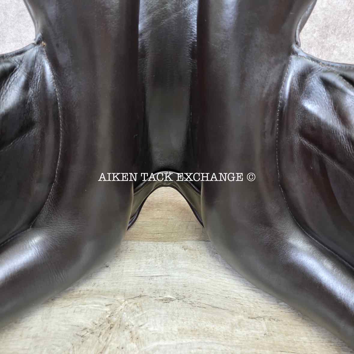 **SOLD** 2015 Custom Saddlery Icon Flight Monoflap Dressage Saddle, 17.5" Seat,  Adjustable Tree, Wool Flocked Panels