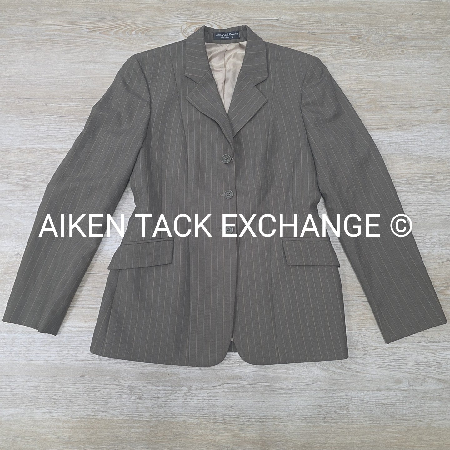 RJ Classics Essential Collection Show Coat, Size 8 L