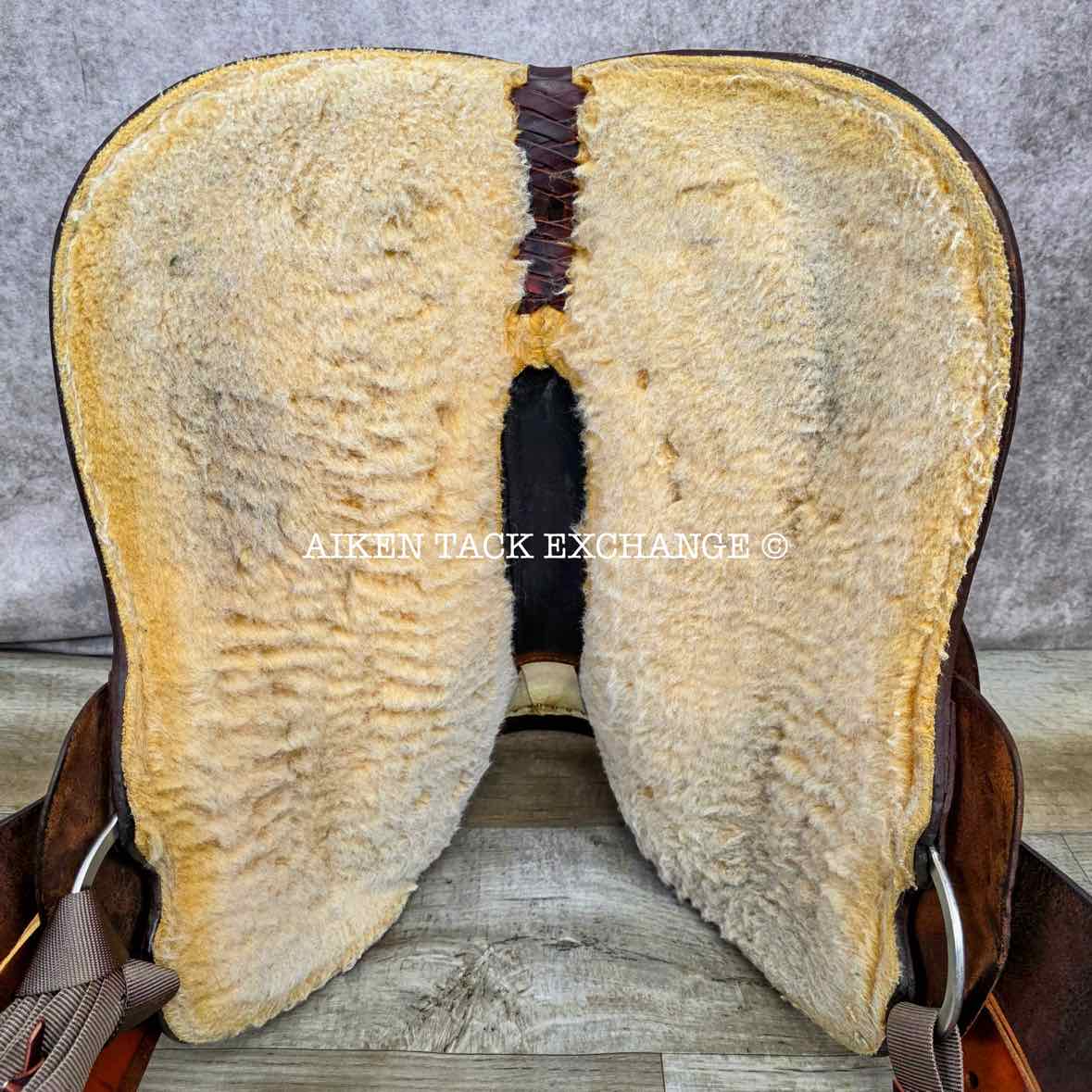 Bona Allen Western Roping Saddle, 15" Seat, Regular Tree - Semi QH Bars