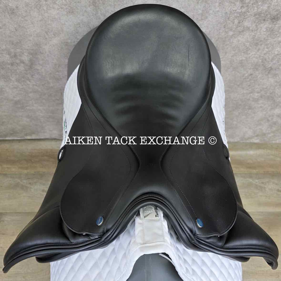Richard Castelow Dressage Saddle, 17.5" Seat, Short Flap, Medium Wide Tree, Wool Flocked Panels
