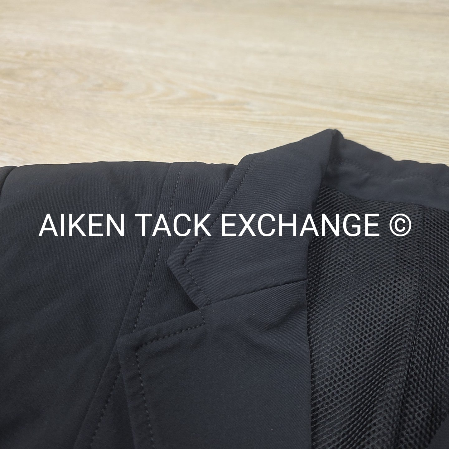 Tailored Sportsman Show Coat, Size 10 (Missing Button)
