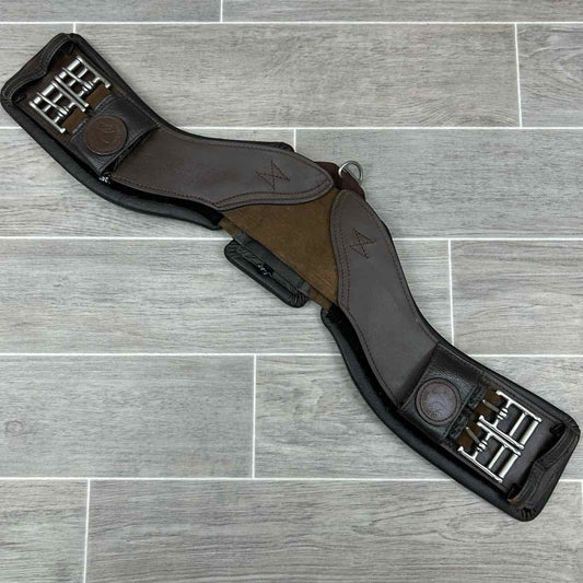 Total Saddle Fit StretchTec Shoulder Relief Dressage Girth with Leather Liner,