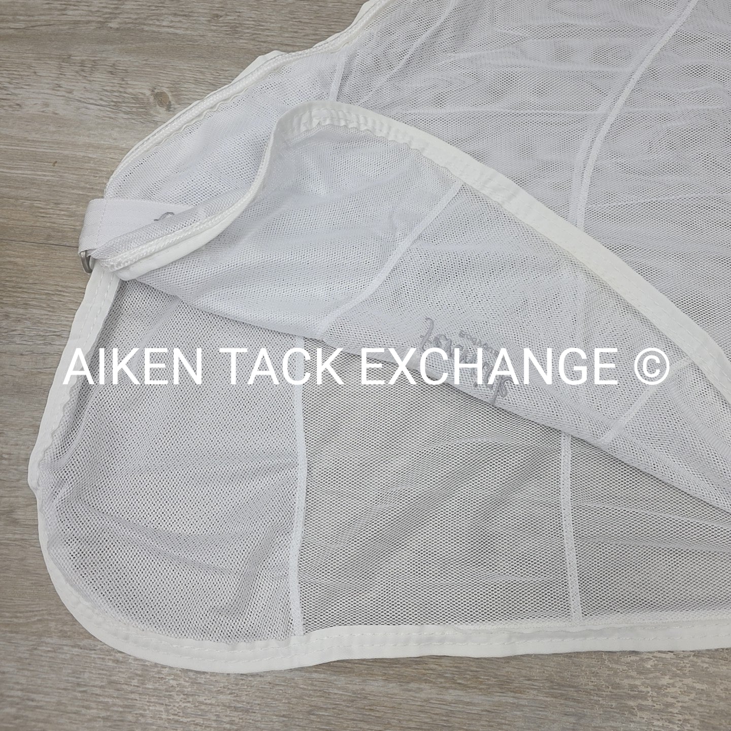 Fenwick Equestrian BodyGuard Mesh Cooler, White (has some marks) 60"