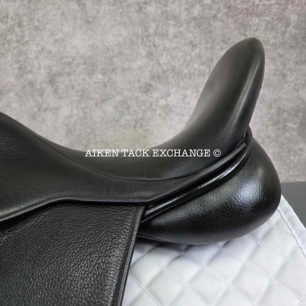 Cardanel Dressage Saddle, 18.5" Seat, Medium Wide Tree, Wool Flocked Panels