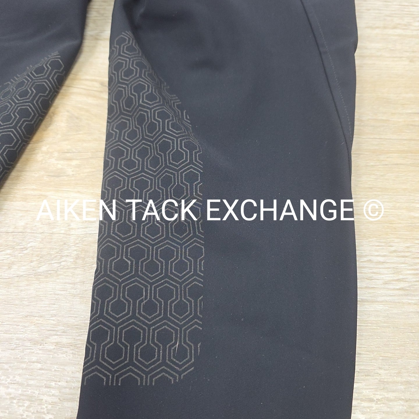 Ariat Tri Factor Silicone Grip Knee Patch Breeches, Size 34R