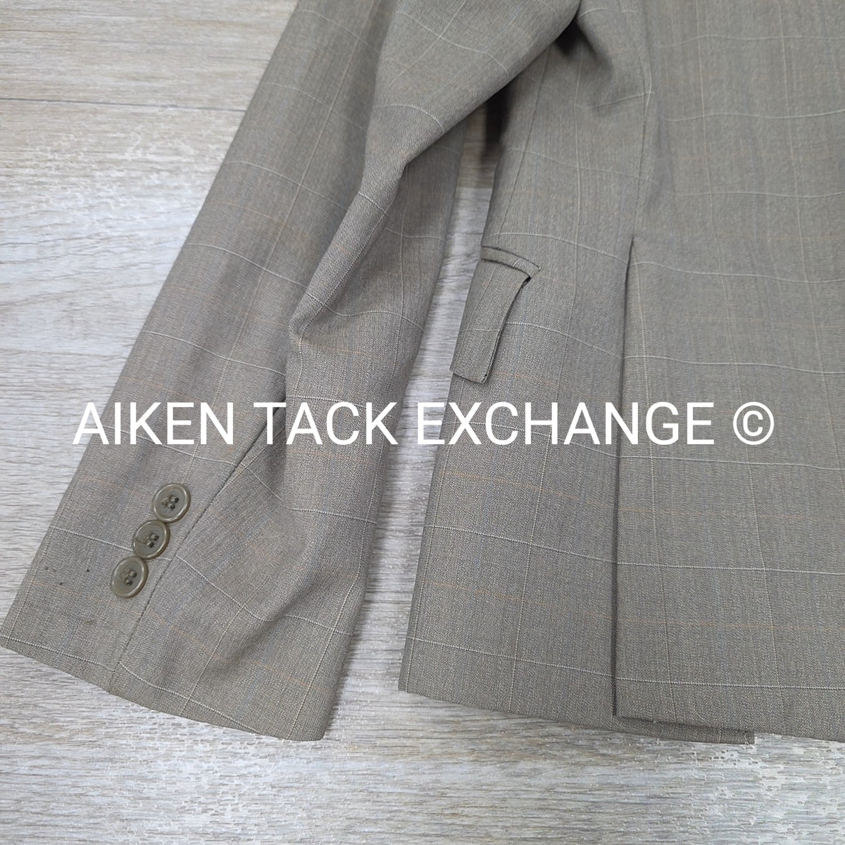 RJ Classics Platinum Show Coat, Size 20 Short