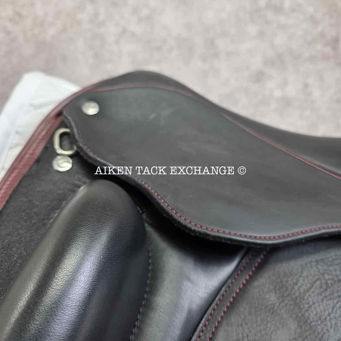 2022 Custom Saddlery Wolfgang Solo MKII Monoflap Dressage Saddle, 17.5" Seat - Short Flap, Adjustable Tree, Wool Flocked Panels