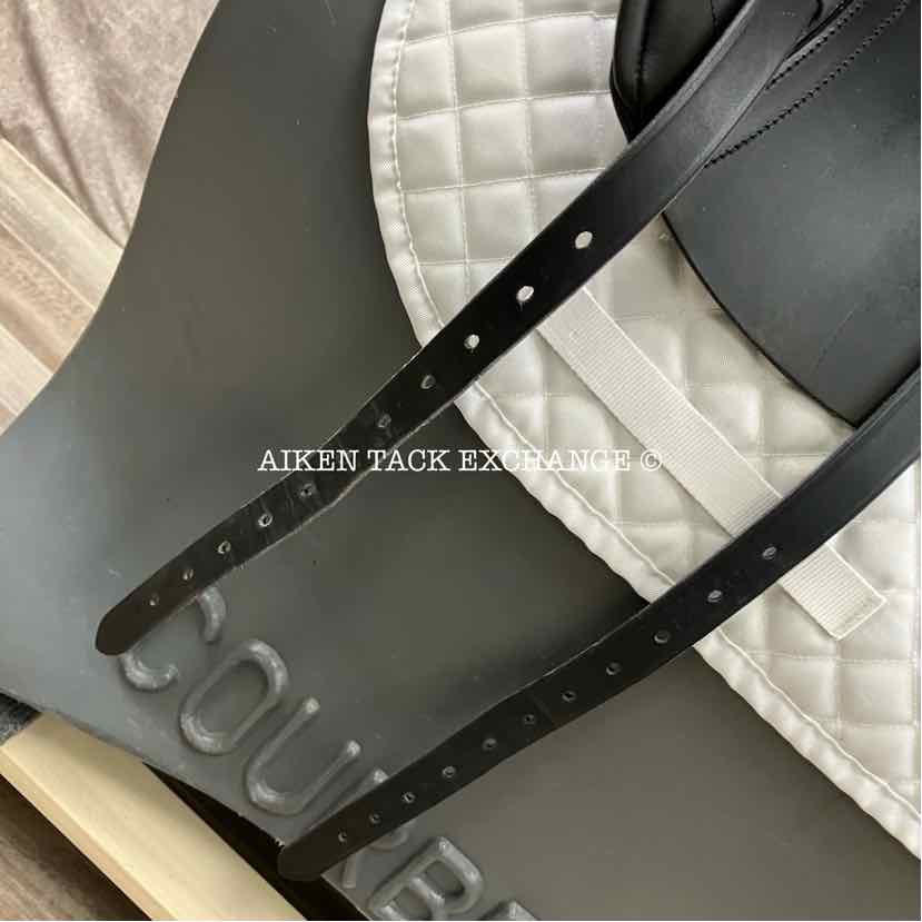 2023 Custom Saddlery Wolfgang Solo Dressage Saddle, 17.5" Seat, Adjustable Tree, Wool Flocked Panels