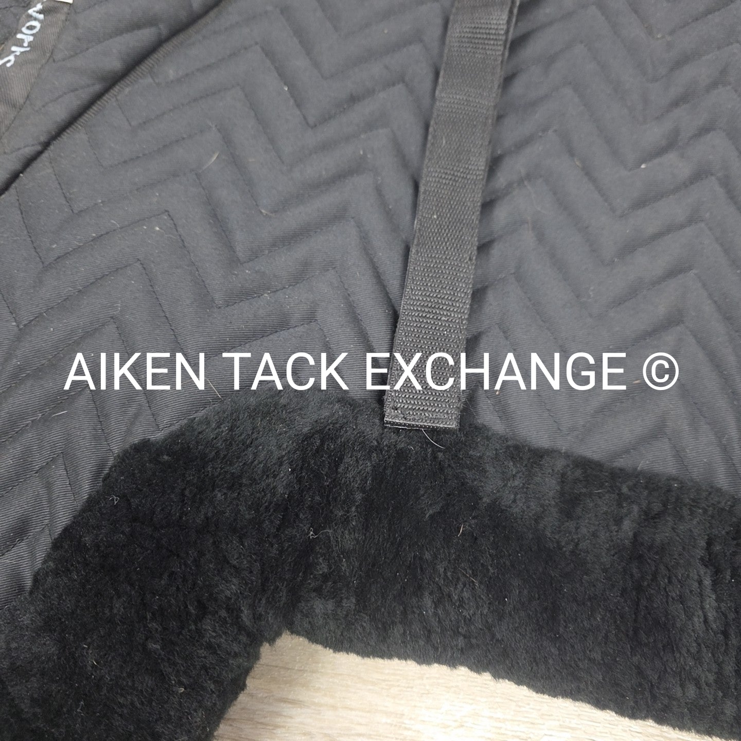 Fleeceworks FXK Technology Sheepskin Dressage Saddle Pad with Full Trim