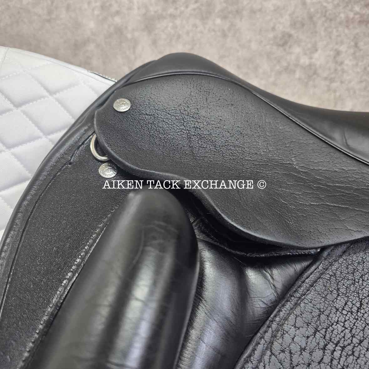 **SOLD** 2019 Custom Saddlery Wolfgang Solo MKII Monoflap Dressage Saddle, 17" Seat, Adjustable Tree, Wool Flocked Panels