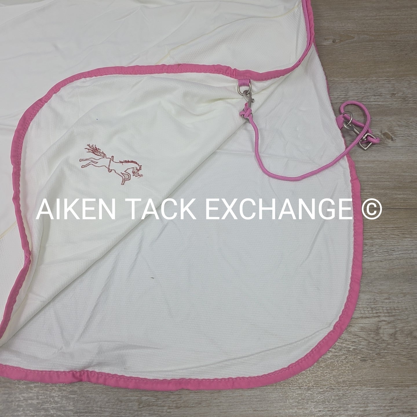 Fenwick Equestrian Pop Star Dress Sheet Sporty Cooler, 68"