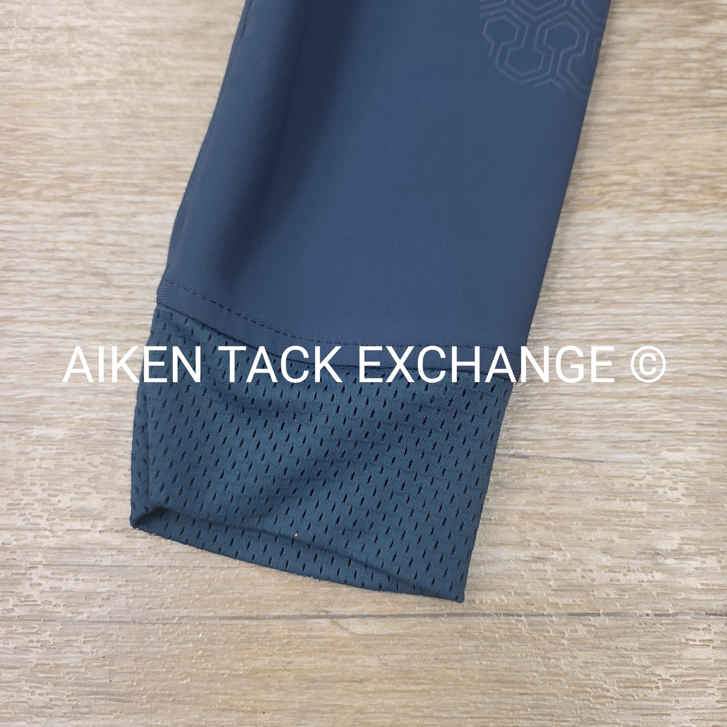 Ariat Tri Factor Full Seat Breeches, Women's 26 (missing 1 pocket button)