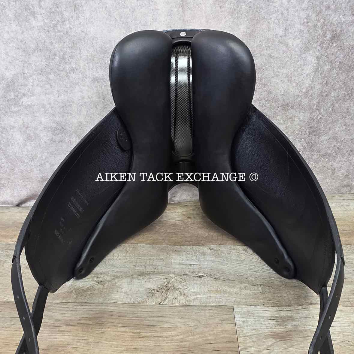 2023 Devoucoux Makila Harmonie Monoflap Dressage Saddle, 17" Seat, 1A Flap - Short, Dynamick Tree - Medium, D3D Panels, Full Buffalo Leather
