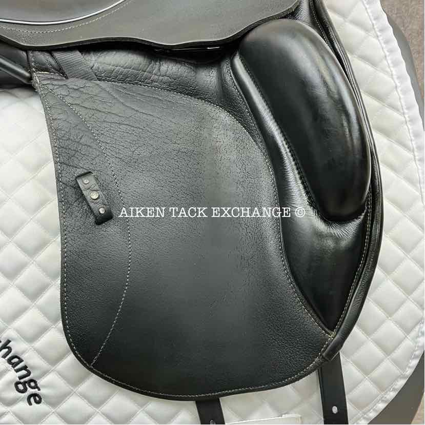 2015 Custom Saddlery Everest Monoflap Dressage Saddle, 18" Seat, Short Flap, Adjustable Tree, Wool Flocked Panels