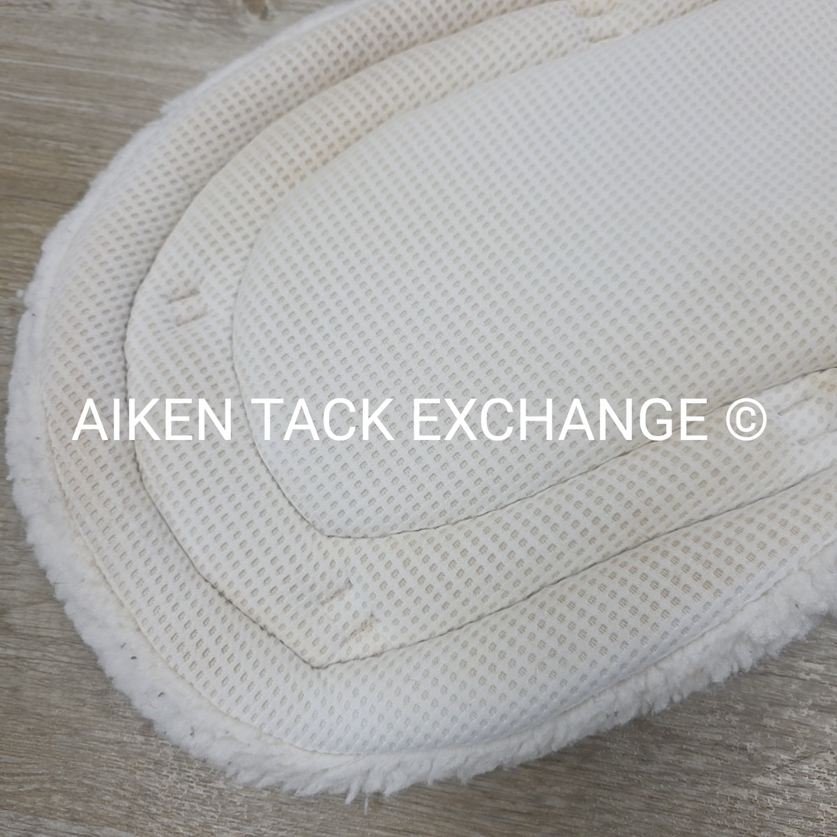 Dura-Tech Contour Waffle English Saddle Pad