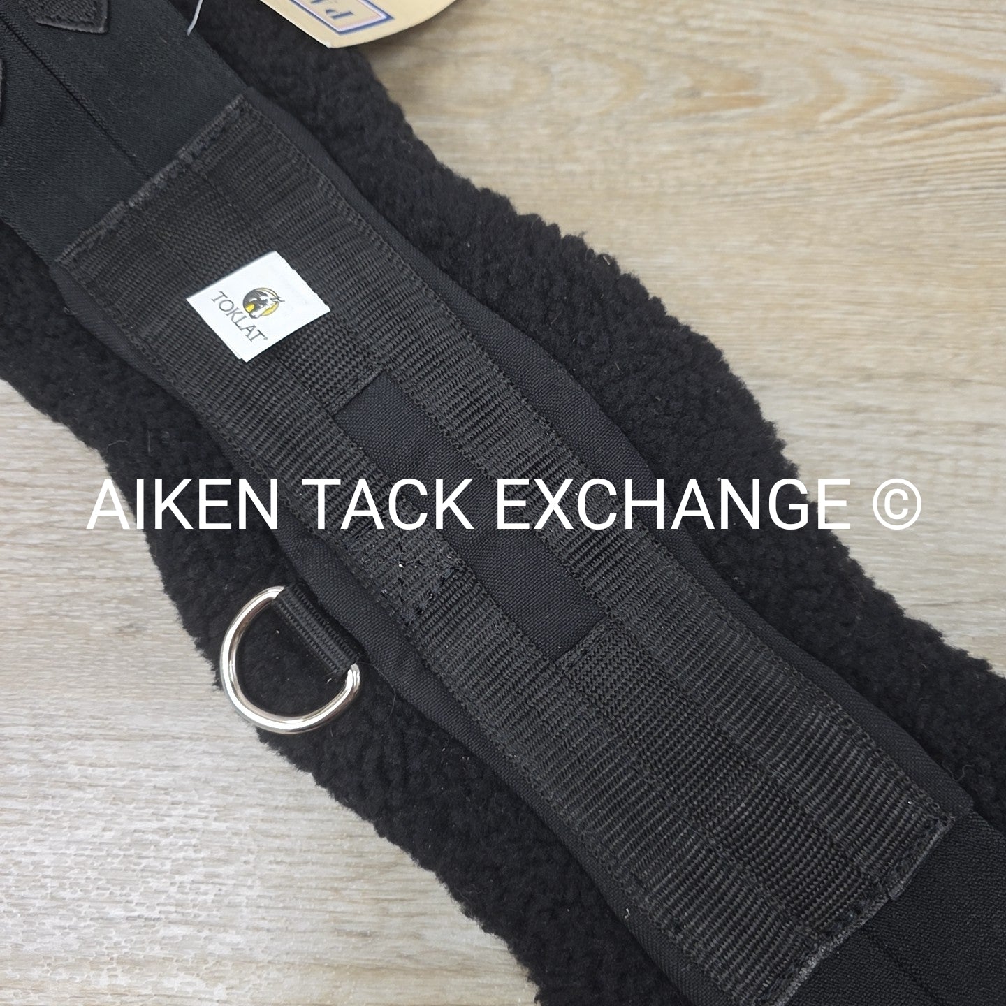 Toklat Contour Synthetic Fleece Dressage Girth, Black, 24"