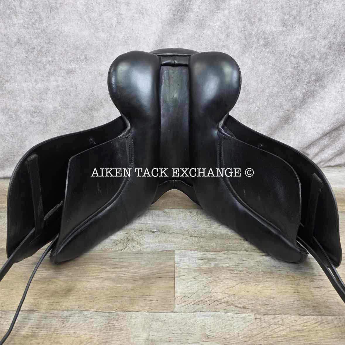 2010 Duett Fidelio Dressage Saddle, 18" Seat, XX-Wide Hoop Tree - 38, Wool Flocked Panels
