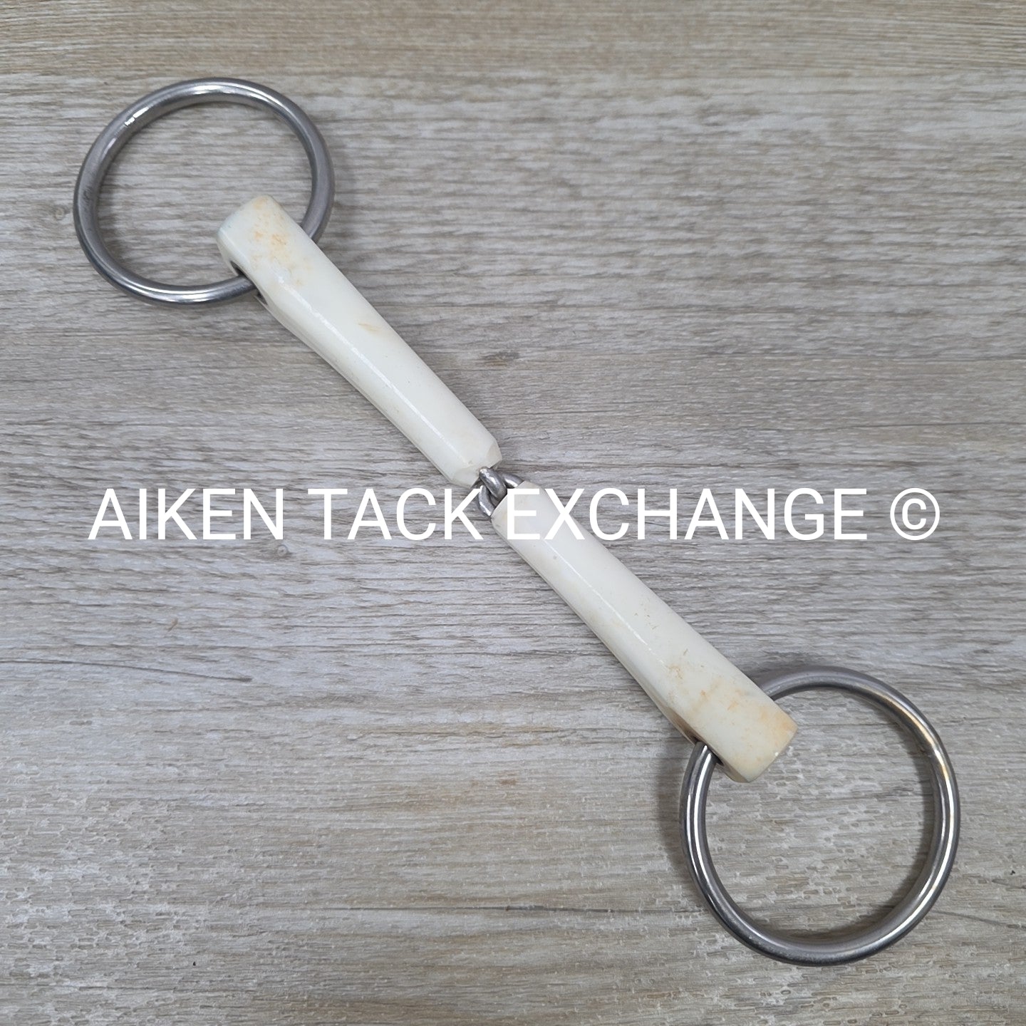 Winderen Single Joint White Comfort Loose Ring Bit 5.75"