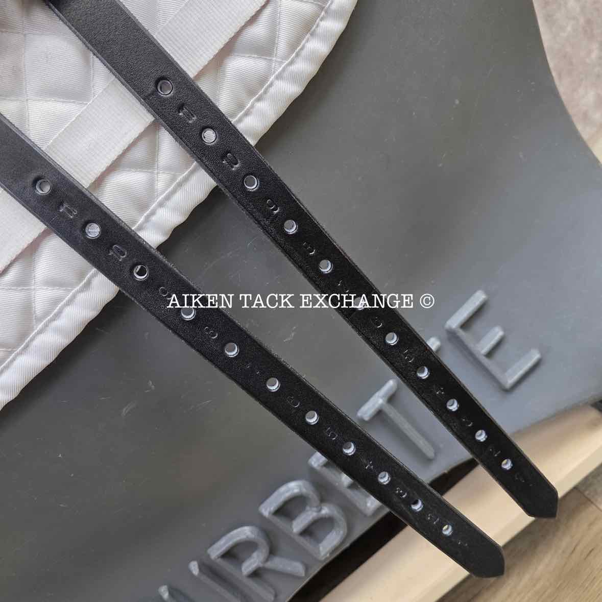 2010 Schleese Wave Dressage Saddle, 16.5" Seat, Adjustable AdapTree, Wool Flocked Panels