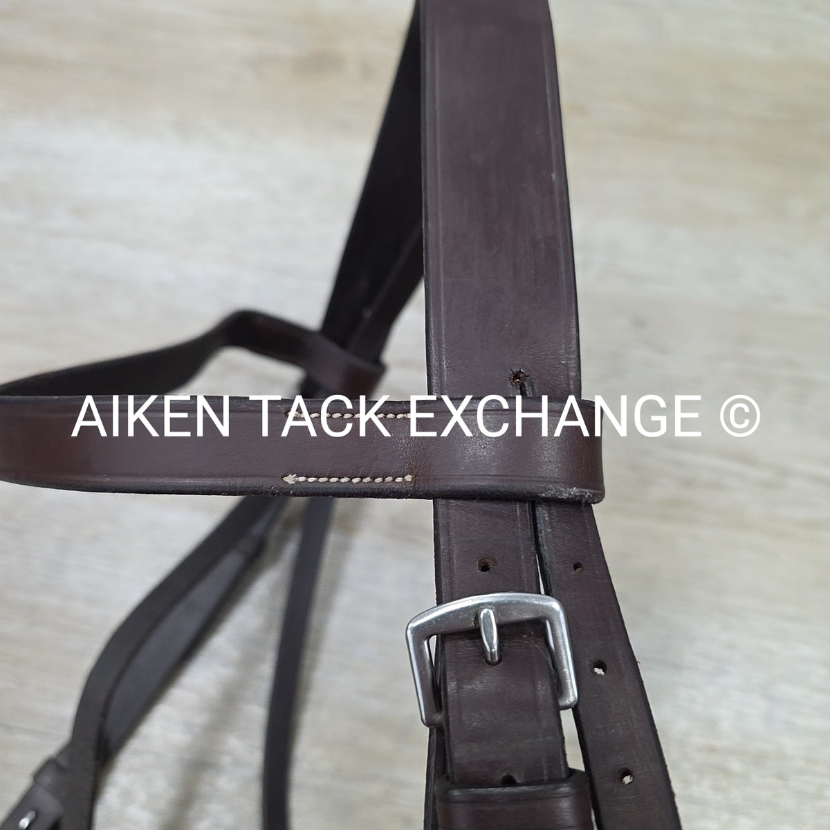 Horse Country Flat Hunt Bridle with Matching Flat Reins, Brown, Size Full