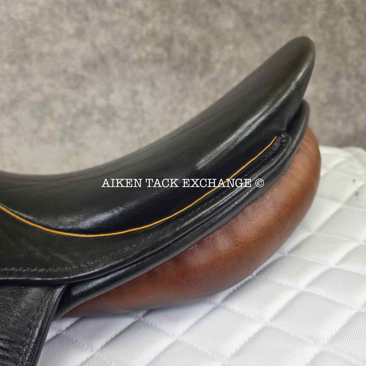 Stubben Romanus Dressage Saddle, 17.5" Seat, 31cm Tree - MW, Wool Flocked Panels