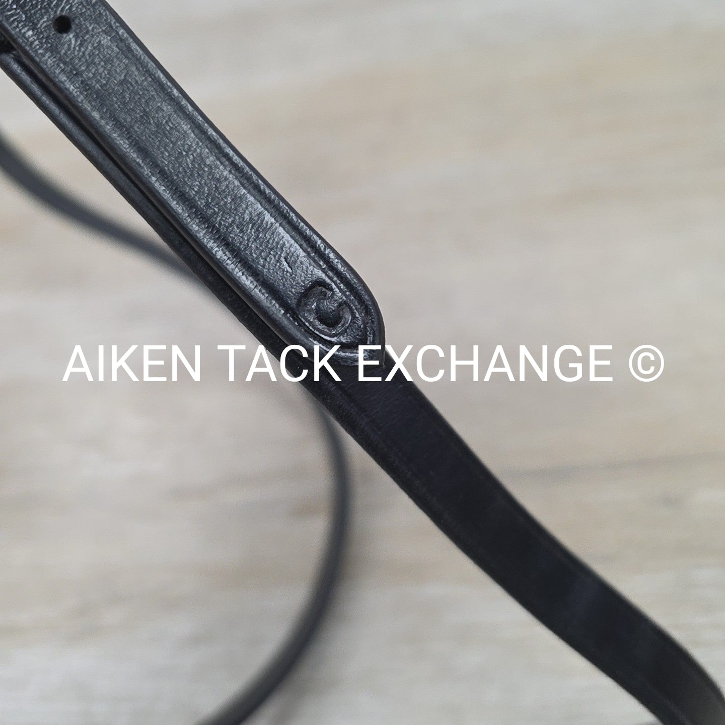 KL Select Red Barn Drop Noseband, Black, Size Cob