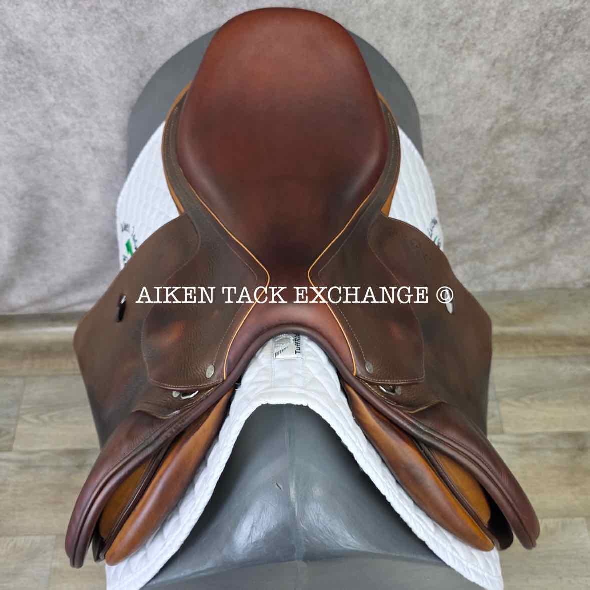 2012 Antares Close Contact Jump Saddle, 18" Seat, 4A Flap, Medium Tree, Foam Panels