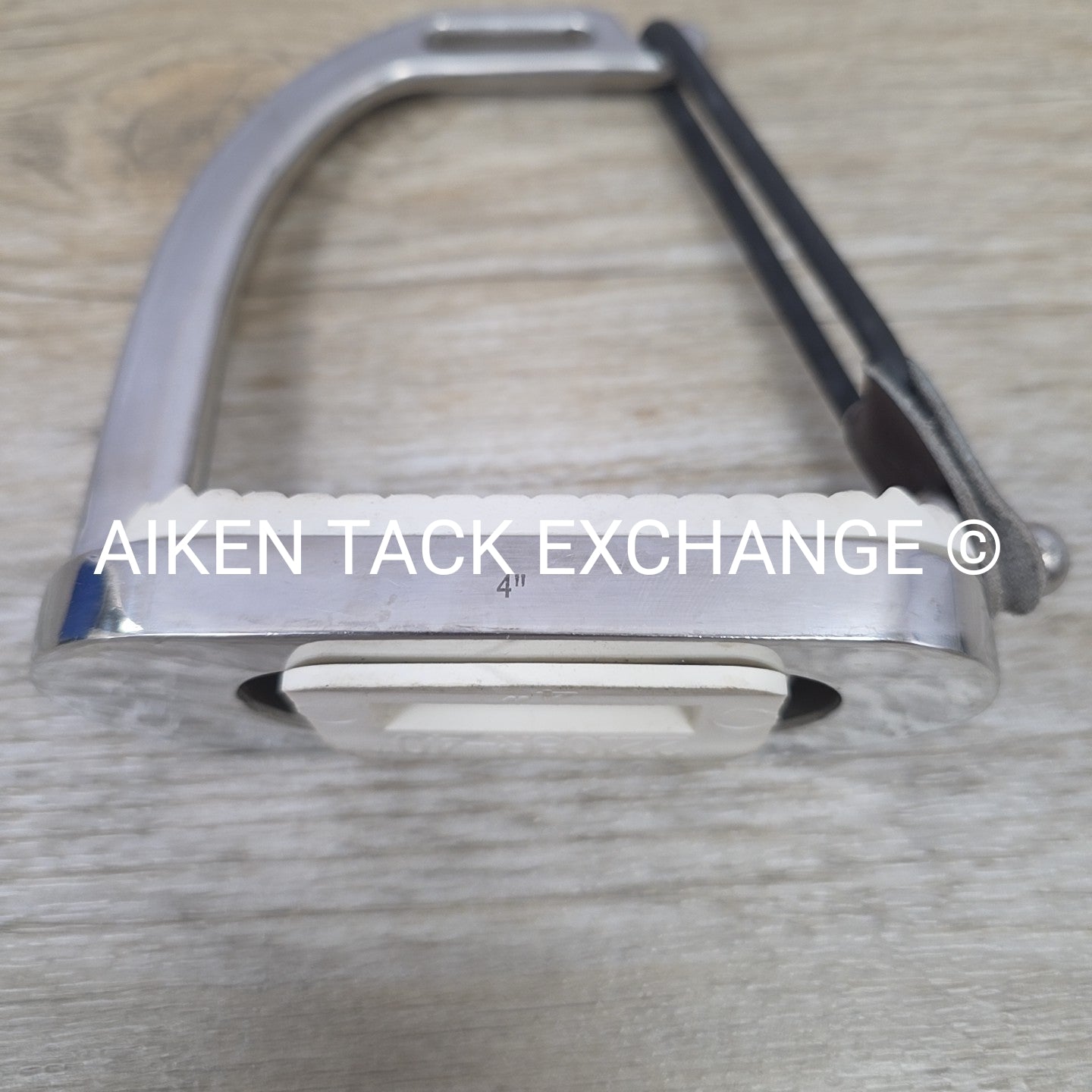 Centaur Peacock Safety Stirrups, 4"