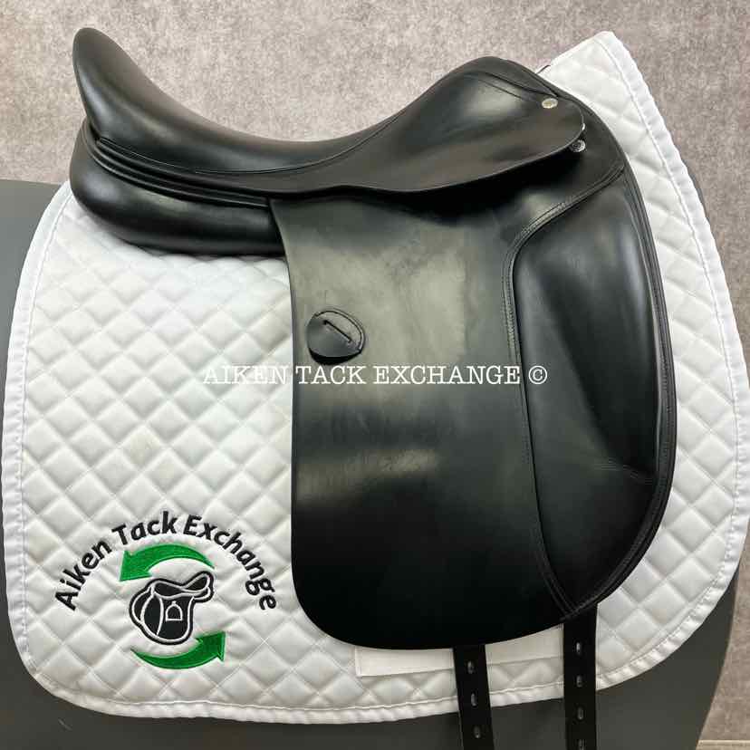 2009 Amerigo Vega Dressage Saddle, 18" Seat, Medium Tree, Wool Flocked Panels
