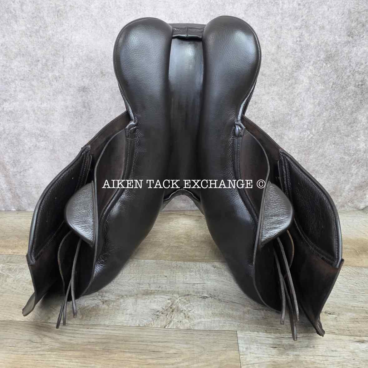 **On Trial** Albion Legend K2 Jump Saddle, 17.5" Seat, Wide Tree, Wool Flocked Panels