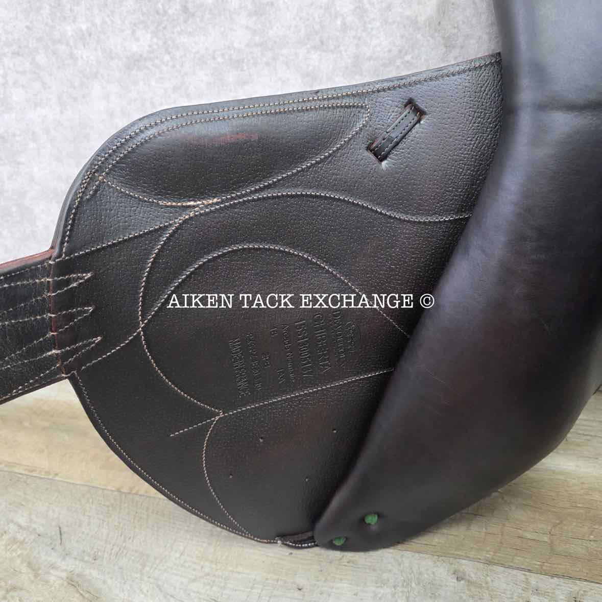 2015 Devoucoux Chiberta Monoflap Jump Saddle, 18" Seat, 1AA Flap, Medium Wide Tree, D3D Panels, Full Buffalo Buffalo Leather
