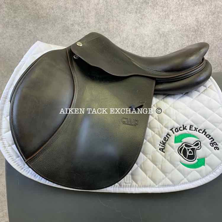 2016 CWD SE01 Close Contact Jump Saddle, 17" Seat, 2L Flap, Medium Tree, Foam Panels