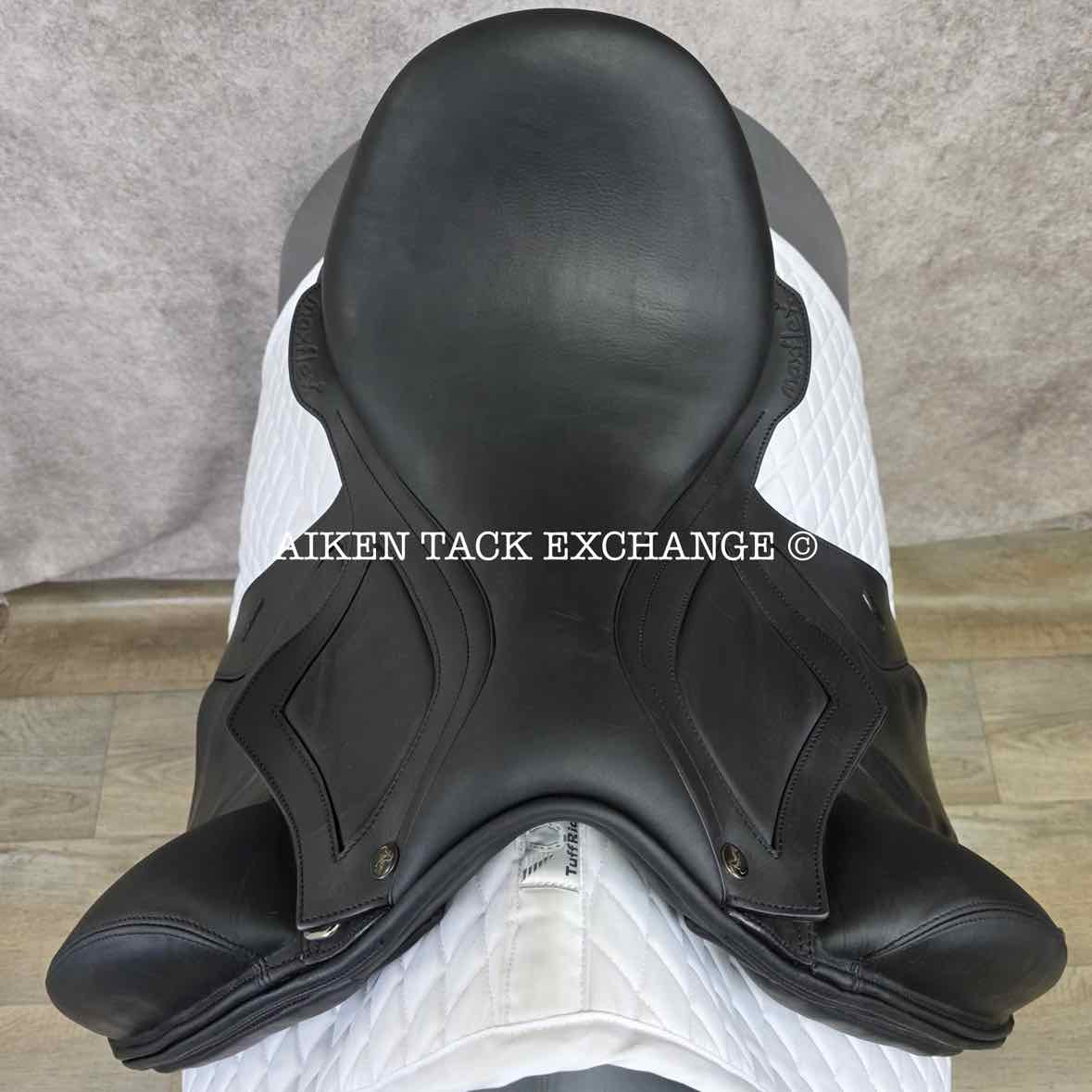 2022 MaxFlex Melina Pro Monoflap Dressage Saddle, 17" Seat, Flex Tree - Extra Wide (Adjustable), Wool Flocked Panels