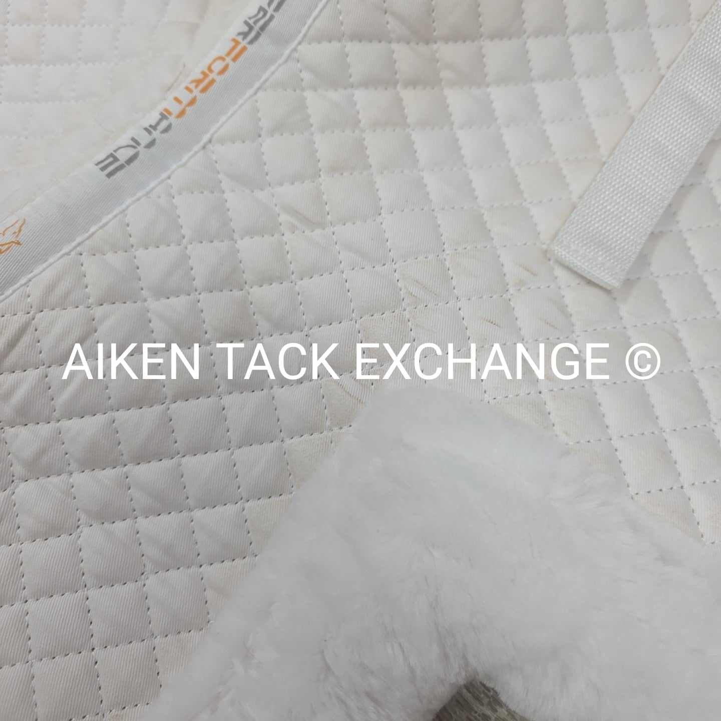 Shires SupaFleece Fully Lined Shaped Saddle Pad, 18"