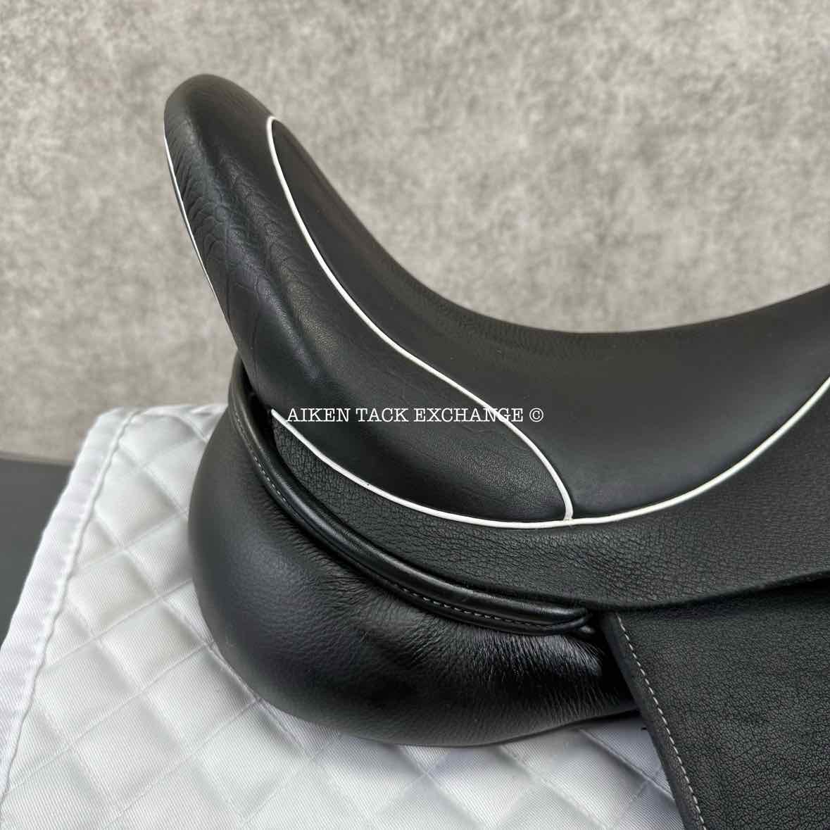 2023 Custom Saddlery Wolfgang Solo MKII Monoflap Dressage Saddle, 17.5" Seat, Adjustable Tree, Wool Flocked Panels